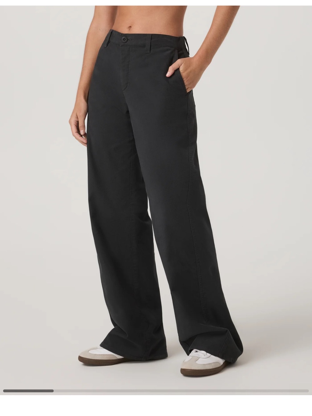 Size small. Vuori telluride twill